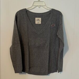 Hollister Y2K V-Neck Sweater